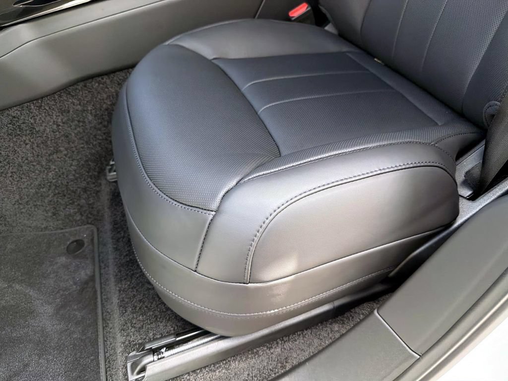 New 2026 Land Rover Range Rover SE AWD/4WD image 18