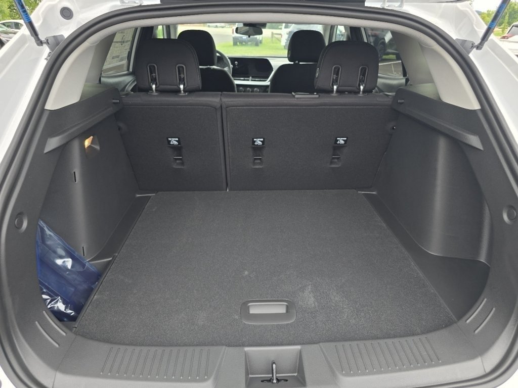 New 2026 Chevrolet Trax LS w/ LS Convenience Package FWD image 13