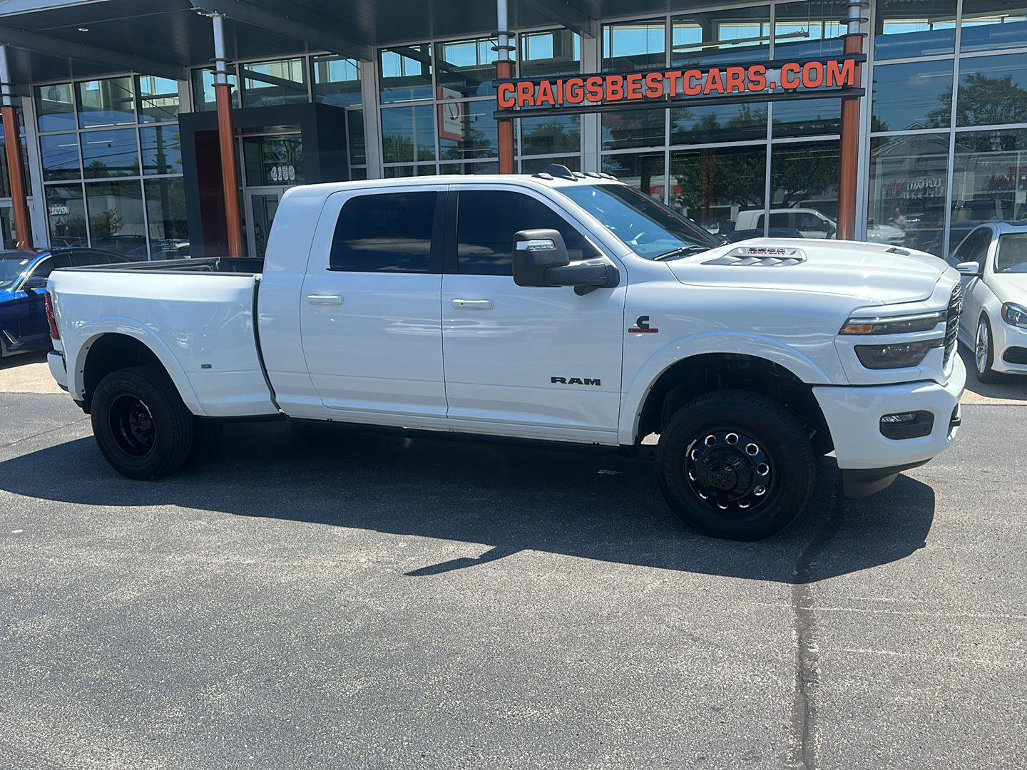 Used 2026 RAM 3500 Limited AWD/4WD image 1
