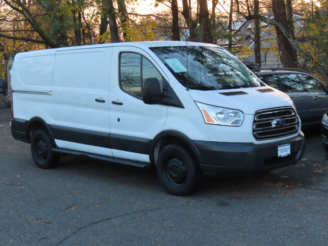 Used 2018 Ford Transit 250 130 Low Roof w/ Exterior Upgrade Package image 7