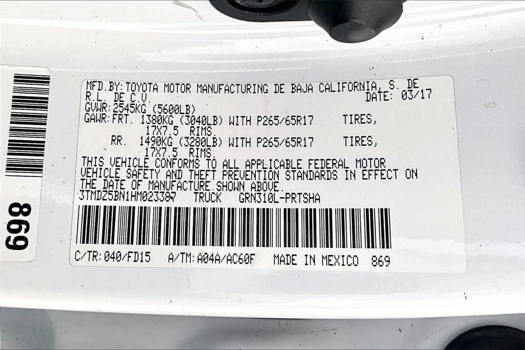 Used 2017 Toyota Tacoma TRD Sport image 20