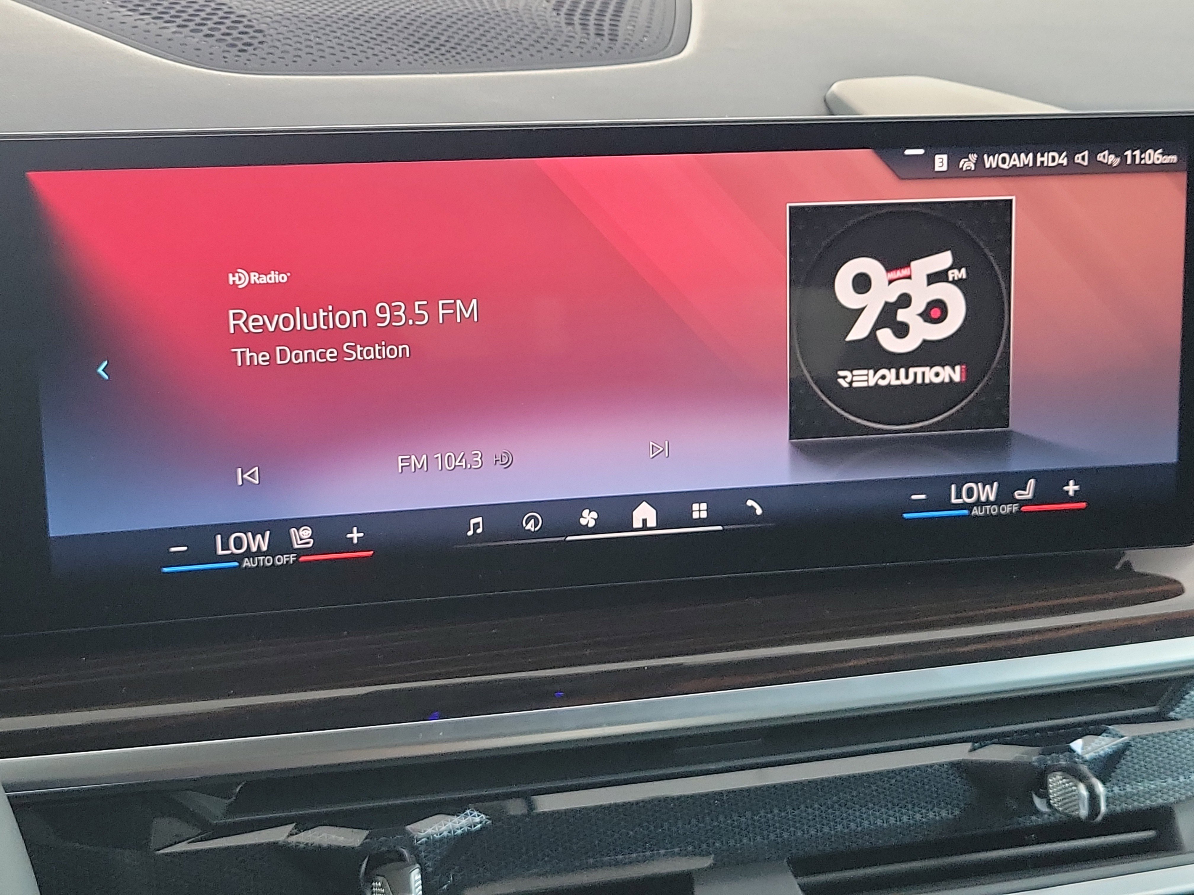 New 2026 BMW X6 xDrive40i image 29