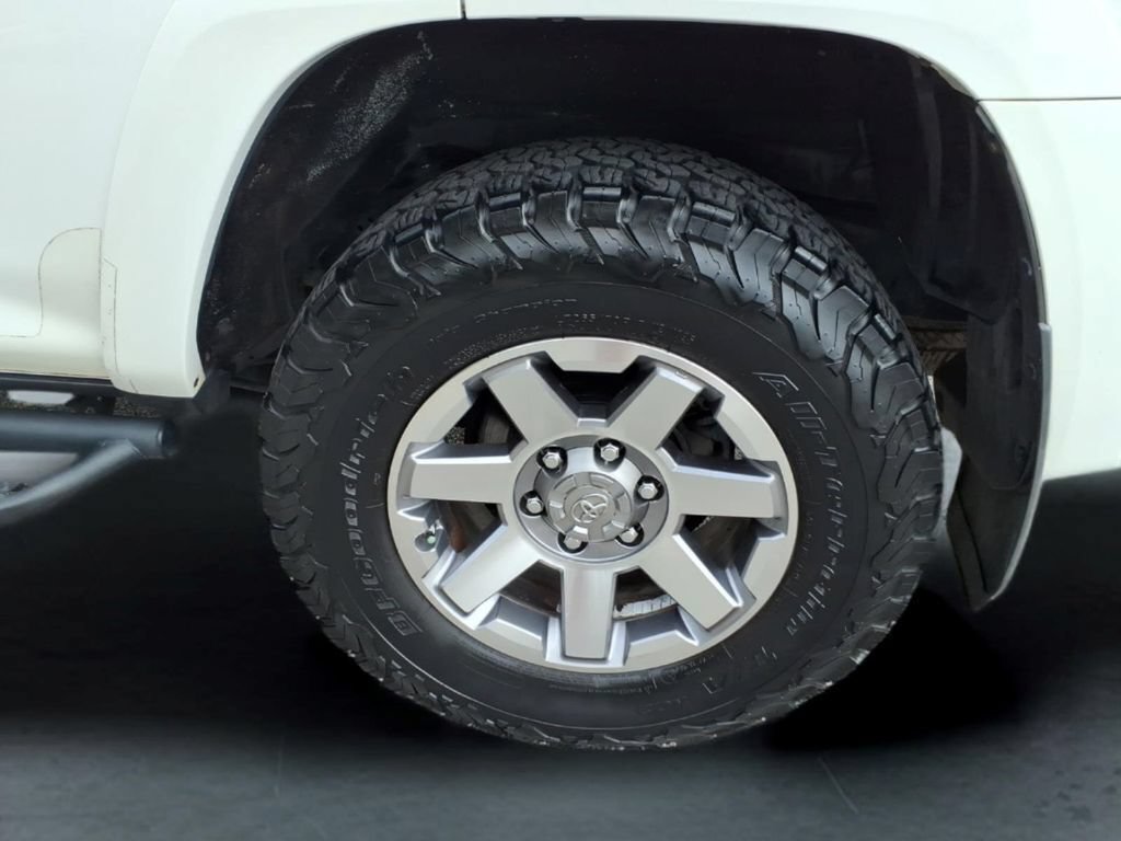 Used 2015 Toyota 4Runner Trail Premium AWD/4WD image 10