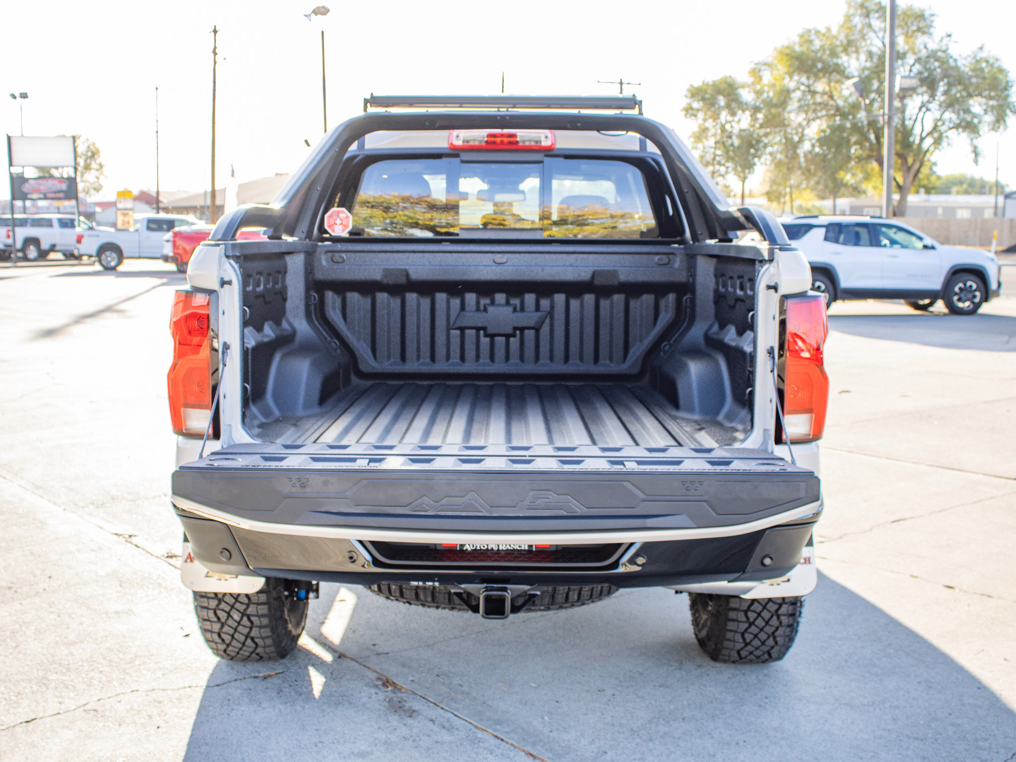 New 2026 Chevrolet Colorado ZR2 w/ Midnight Edition AWD/4WD image 10