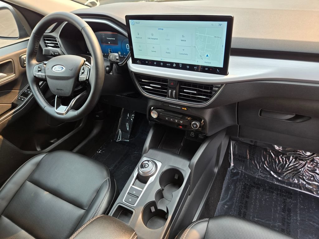 Used 2025 Ford Escape Platinum AWD/4WD image 10