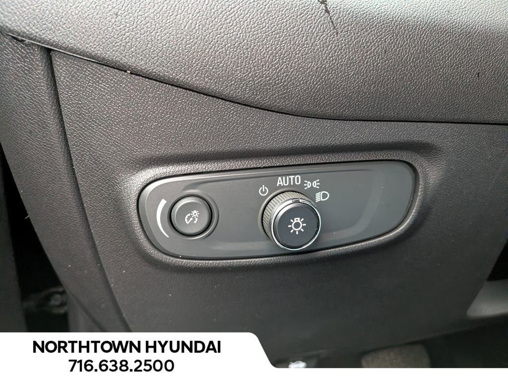 Used 2024 Chevrolet Equinox RS image 30