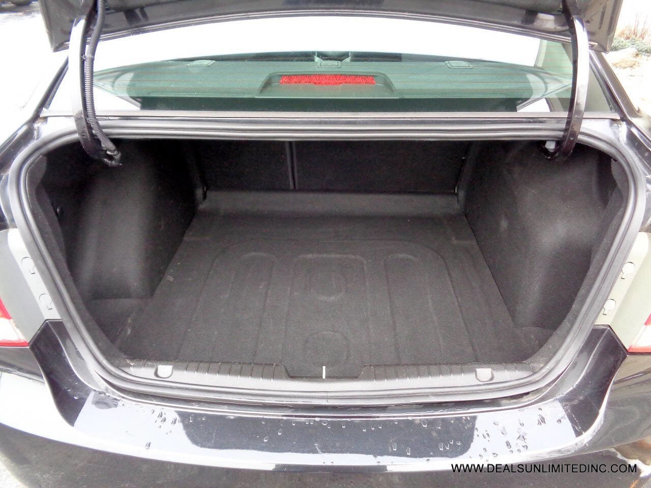 Used 2014 Chevrolet Cruze LS image 12