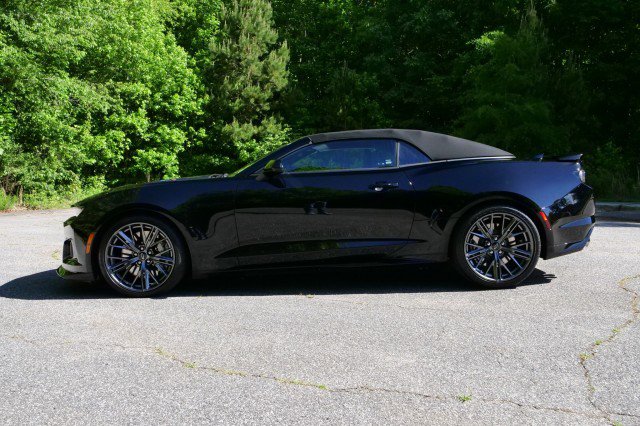 Used 2024 Chevrolet Camaro ZL1 RWD image 10