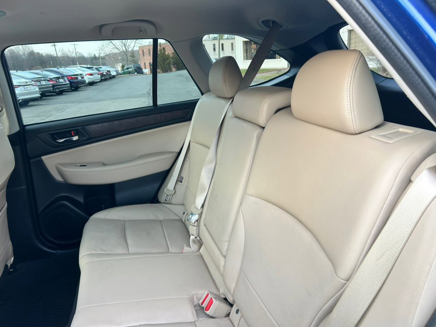 Used 2016 Subaru Outback 3.6R Limited AWD/4WD image 18