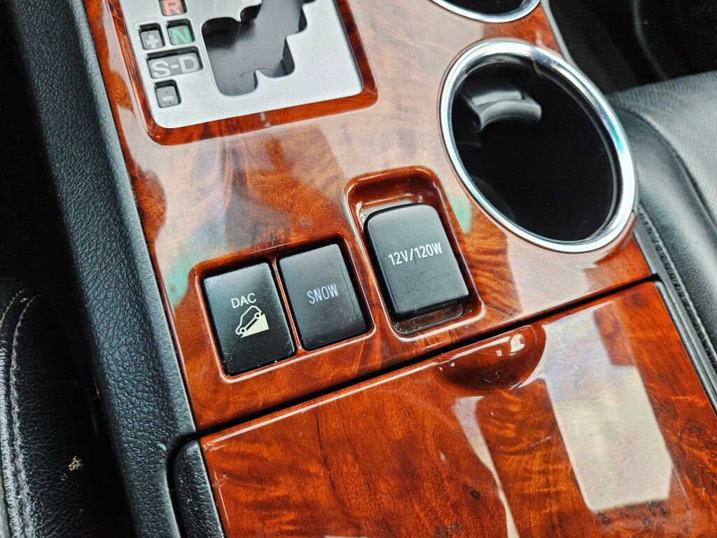 Used 2013 Toyota Highlander Limited image 32