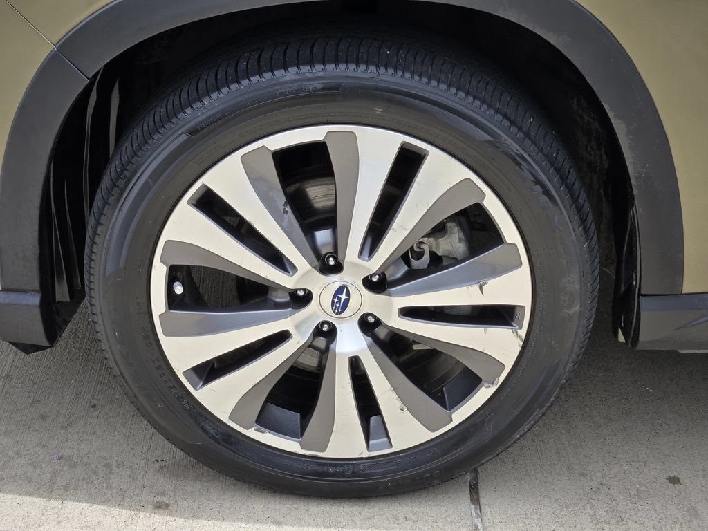 Used 2022 Subaru Ascent Limited w/ Technology Package AWD/4WD image 8