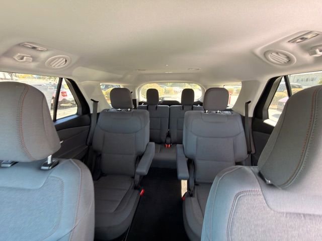 New 2025 Ford Explorer Active image 18