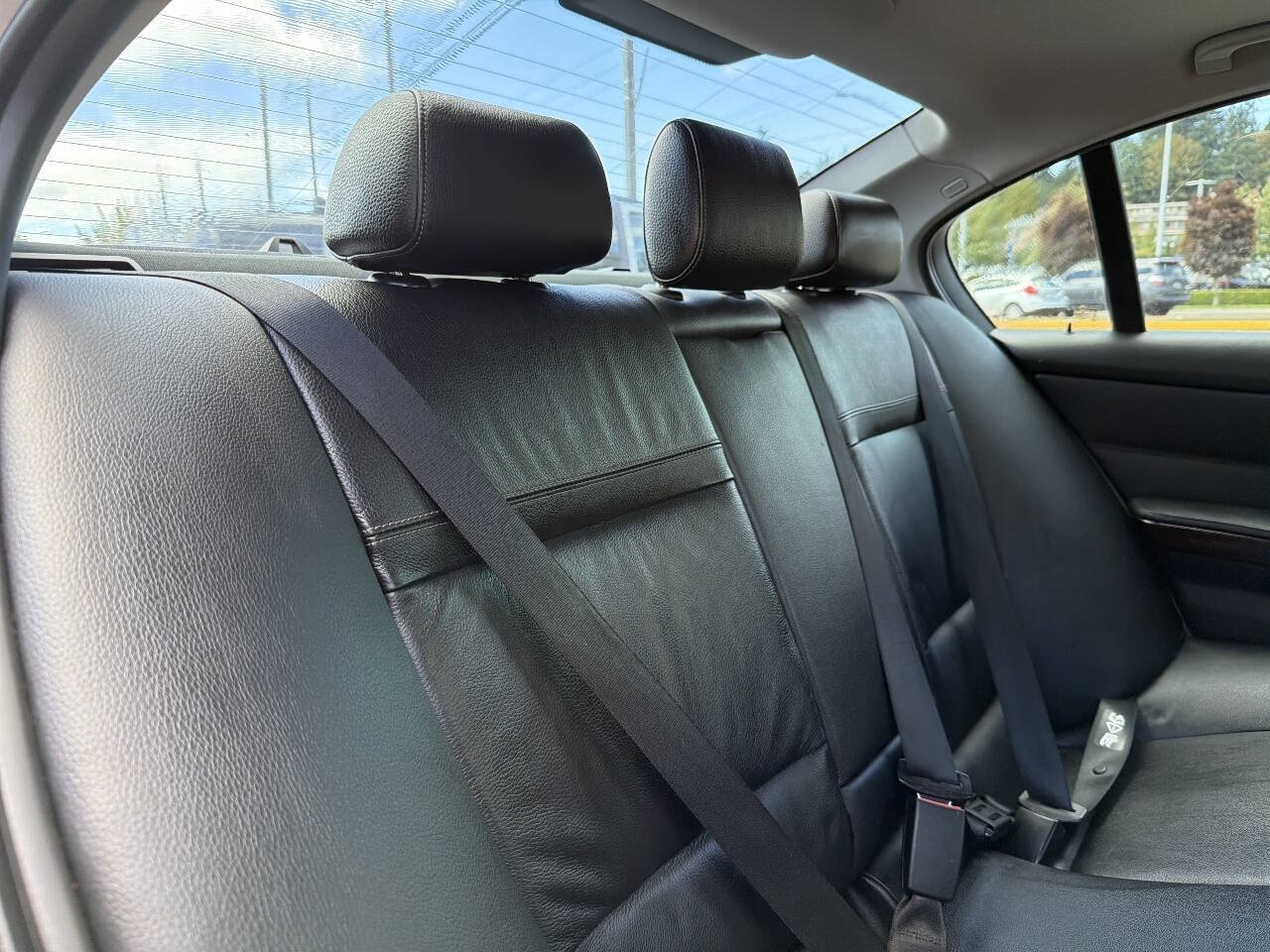 Used 2011 BMW 328i xDrive Sedan AWD/4WD image 22