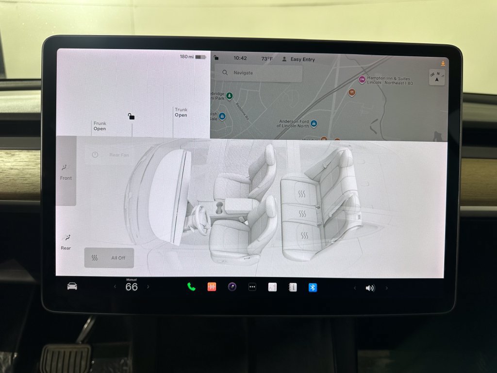 Used 2022 Tesla Model Y Long Range AWD/4WD image 25