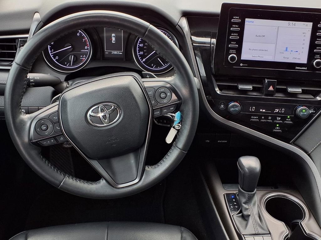 Used 2023 Toyota Camry SE image 13