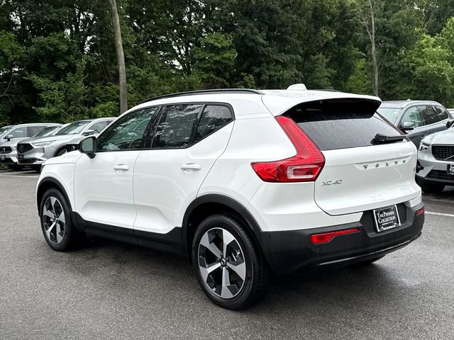 Used 2026 Volvo XC40 B5 Plus AWD/4WD image 6