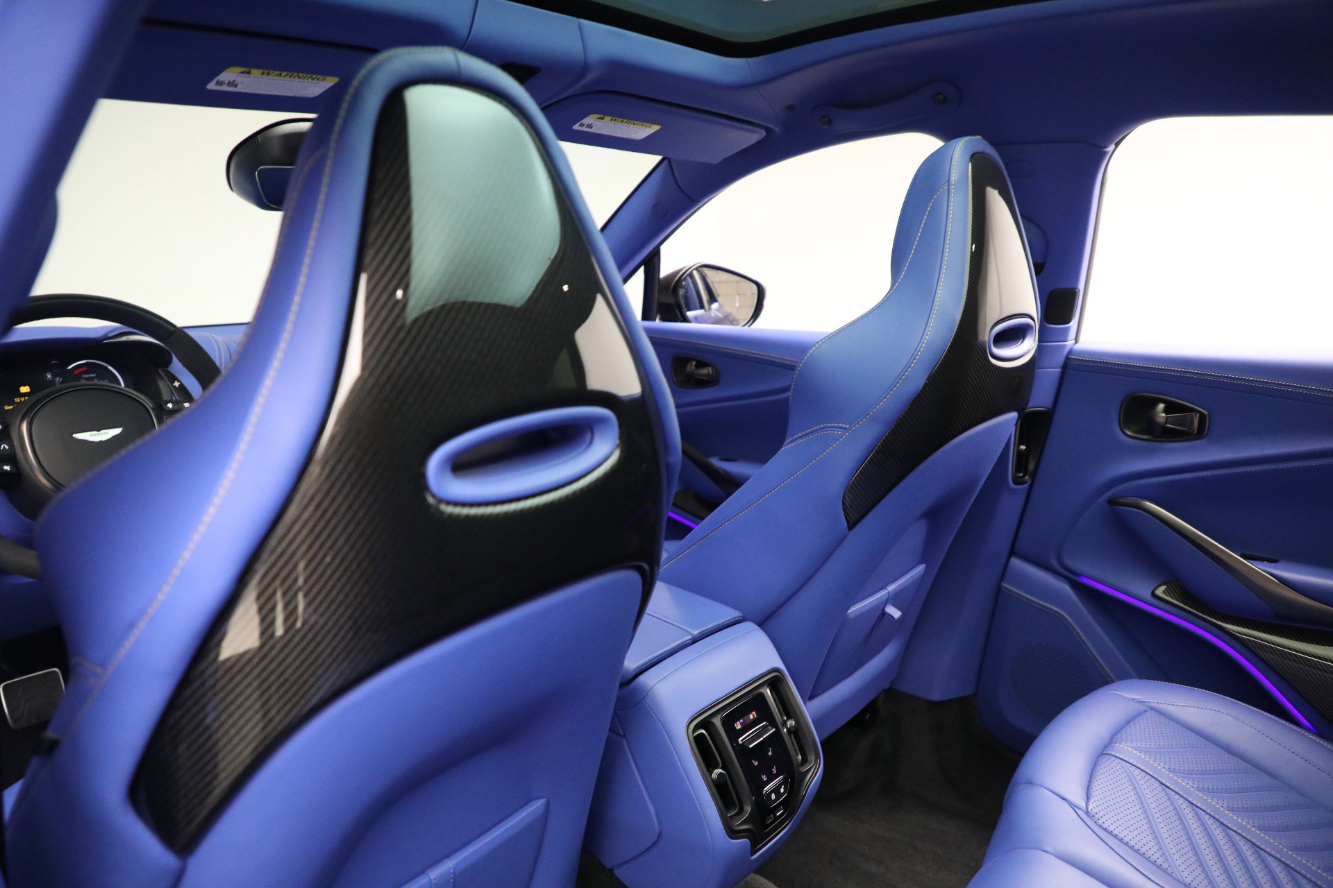 Used 2024 Aston Martin DBX 707 image 40