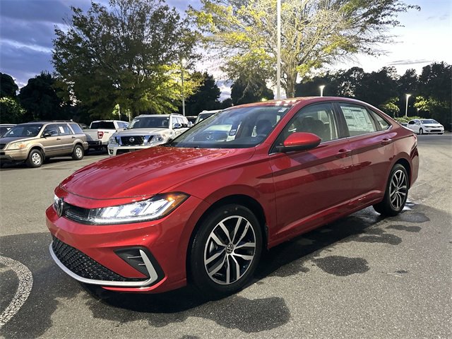 New 2025 Volkswagen Jetta SE image 1