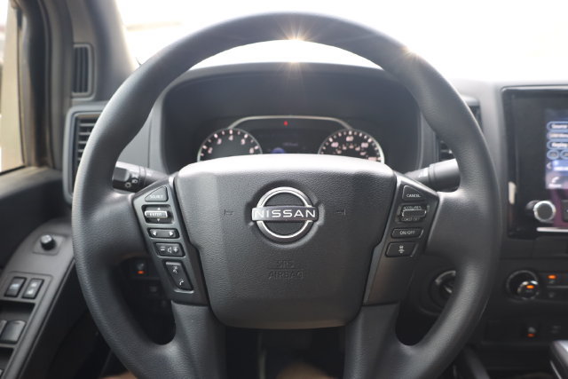 Certified 2023 Nissan Frontier SV w/ Midnight Edition Package AWD/4WD image 17
