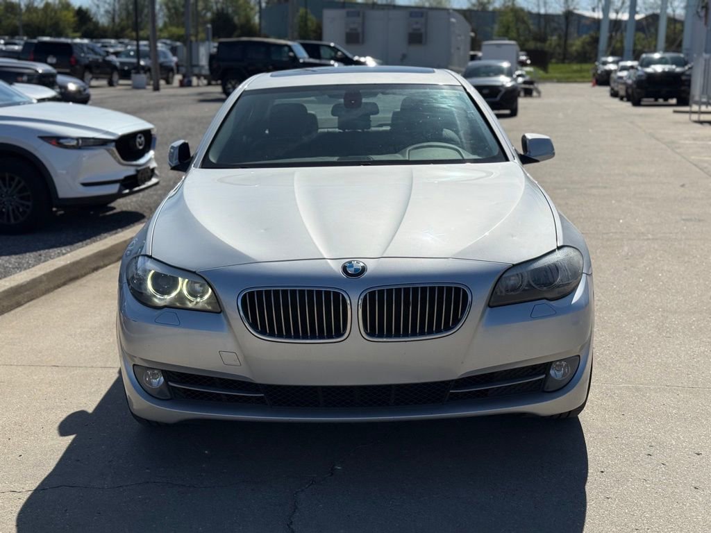 Used 2012 BMW 528i xDrive Sedan image 3