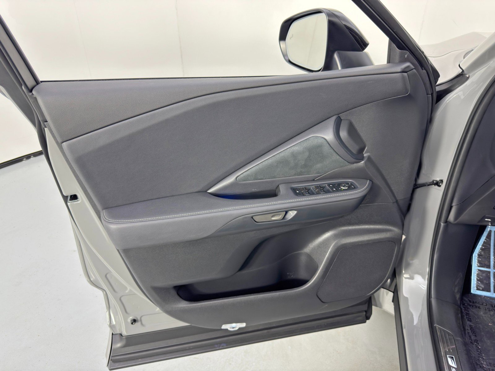 Used 2025 Lexus TX 500h AWD w/ Technology Package image 43