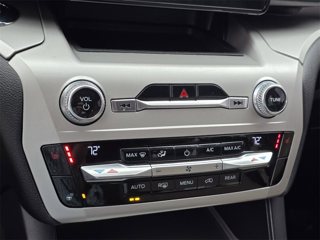 Used 2021 Ford Explorer XLT w/ Equipment Group 202A image 26