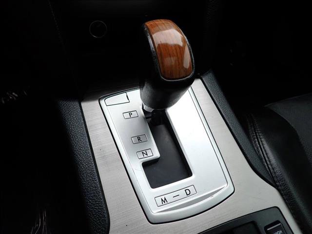 Used 2014 Subaru Outback 2.5i Limited w/ Moonroof Package AWD/4WD image 18