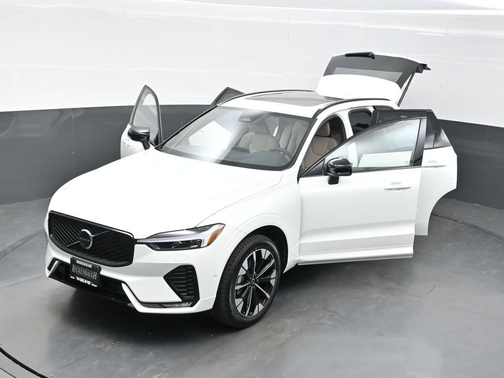 New 2026 Volvo XC60 B5 Plus w/ Climate Package AWD/4WD image 39