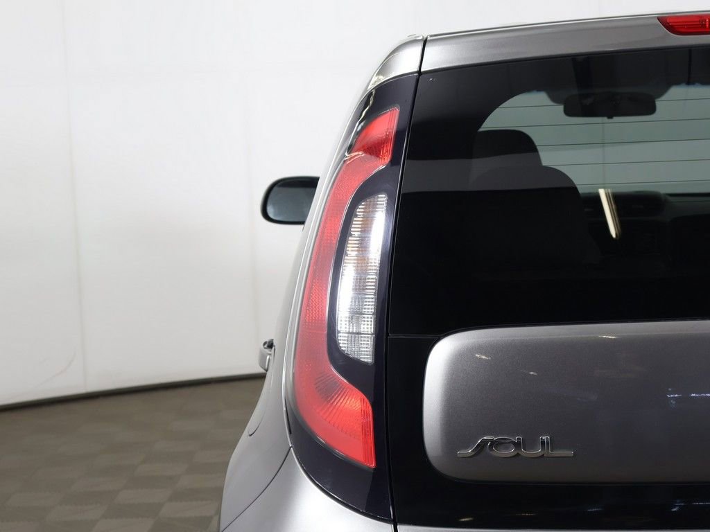 Used 2019 Kia Soul image 12