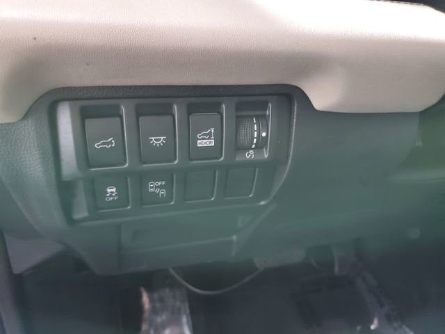 Used 2021 Subaru Ascent Limited w/ Technology Package image 21