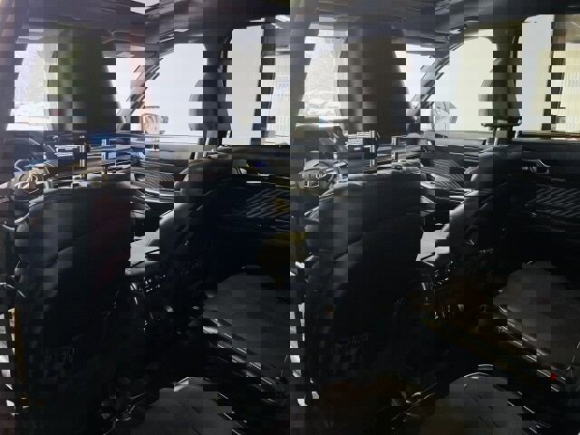 Used 2024 Hyundai Palisade Calligraphy image 14