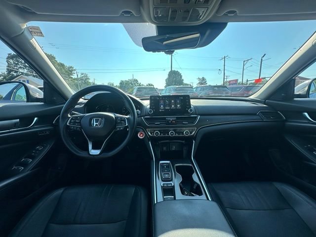 Used 2018 Honda Accord Touring image 20