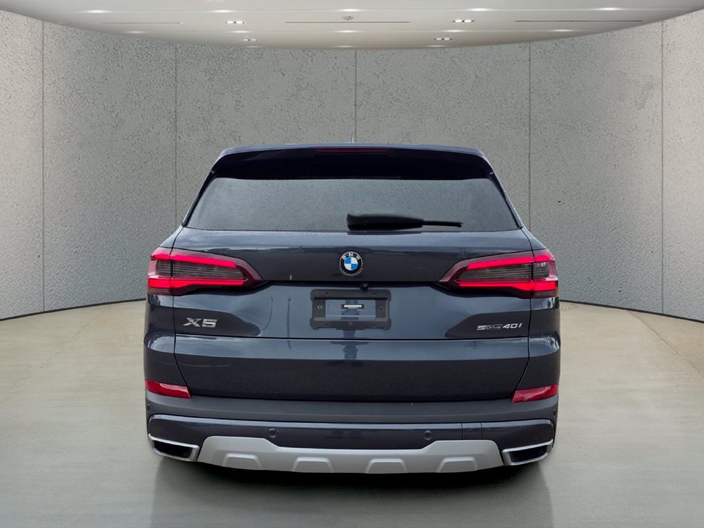 Used 2022 BMW X5 sDrive40i w/ Parking Assistance Package RWD image 6