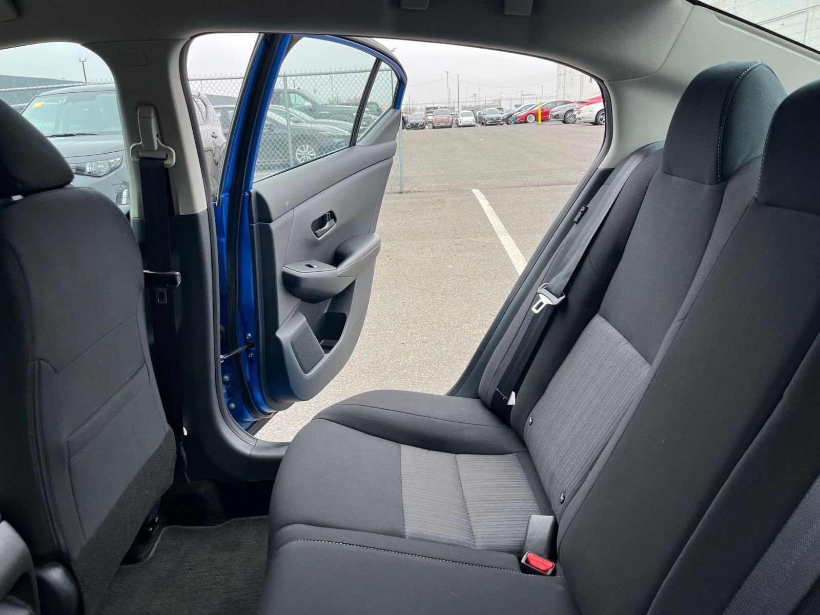 Used 2025 Nissan Sentra SV FWD image 38