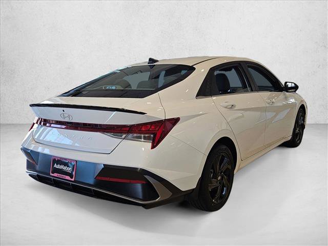 New 2026 Hyundai Elantra SEL Sport Premium image 2