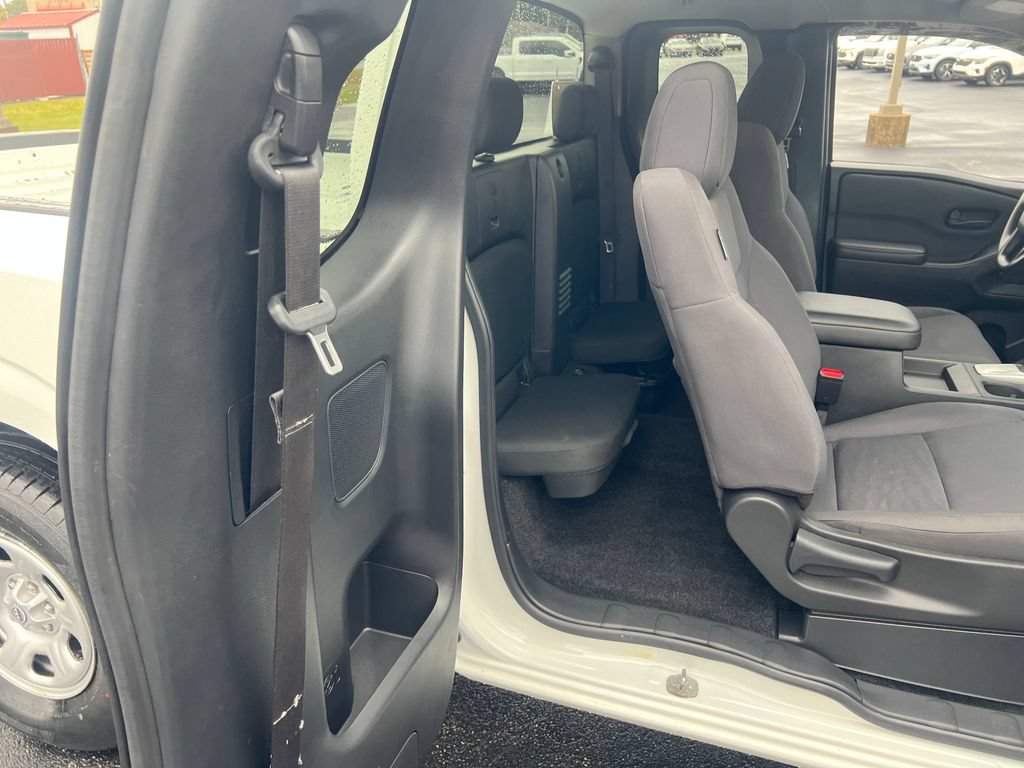 Used 2023 Nissan Frontier S w/ Technology Package RWD image 27