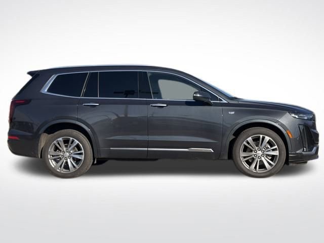 Used 2022 Cadillac XT6 Premium Luxury image 8