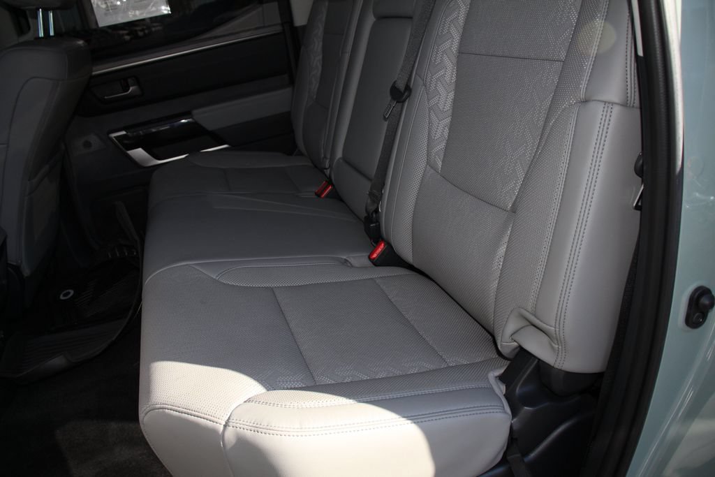 Used 2024 Toyota Tundra Limited AWD/4WD image 19