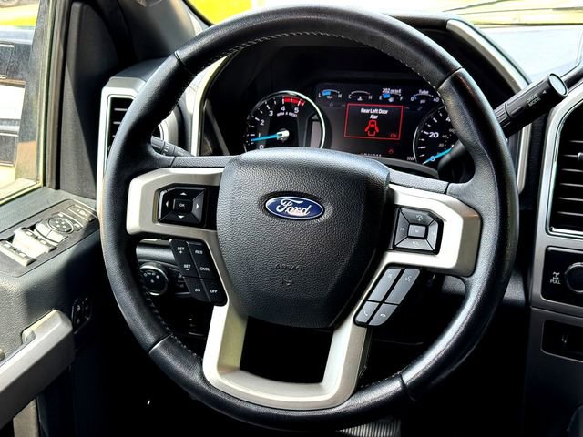 Used 2022 Ford F250 Lariat w/ Lariat Ultimate Package AWD/4WD image 25