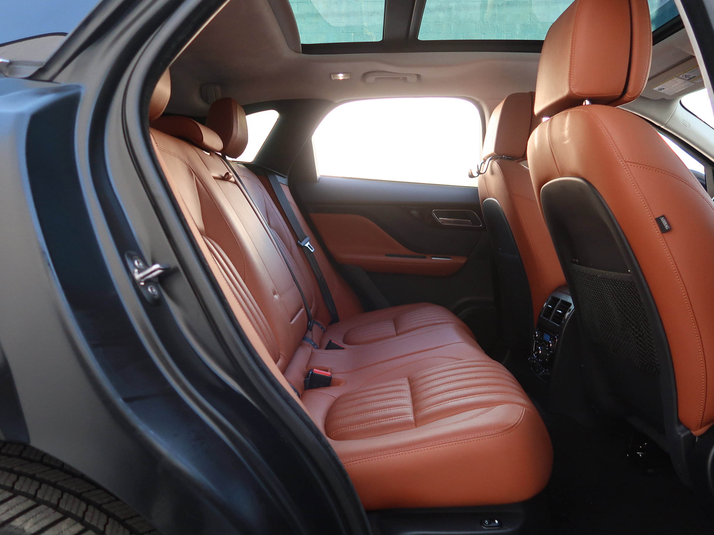 Used 2018 Jaguar F-PACE Portfolio image 46