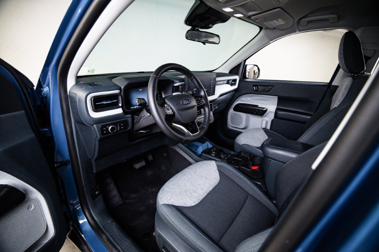 Used 2025 Ford Maverick XLT w/ XLT Luxury Package FWD image 4