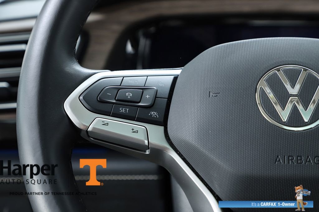 Used 2025 Volkswagen Atlas SEL Premium R-Line AWD/4WD image 21