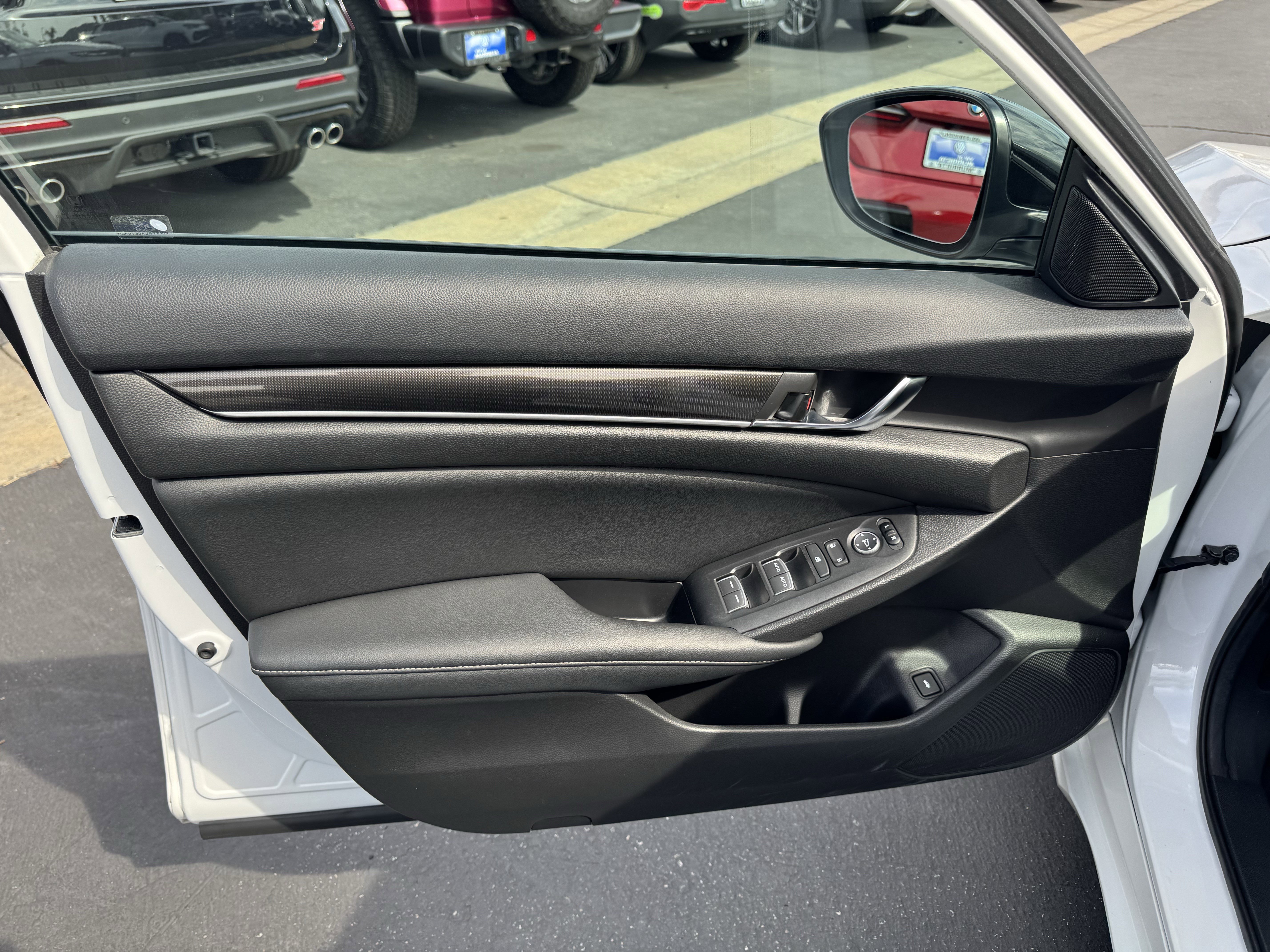 Used 2021 Honda Accord Sport image 24