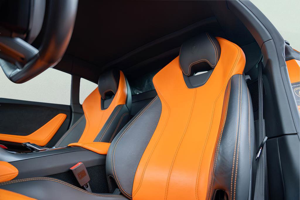 Used 2017 Lamborghini Huracan LP 580-2 image 36