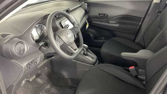 New 2025 Nissan Kicks Play S FWD image 11
