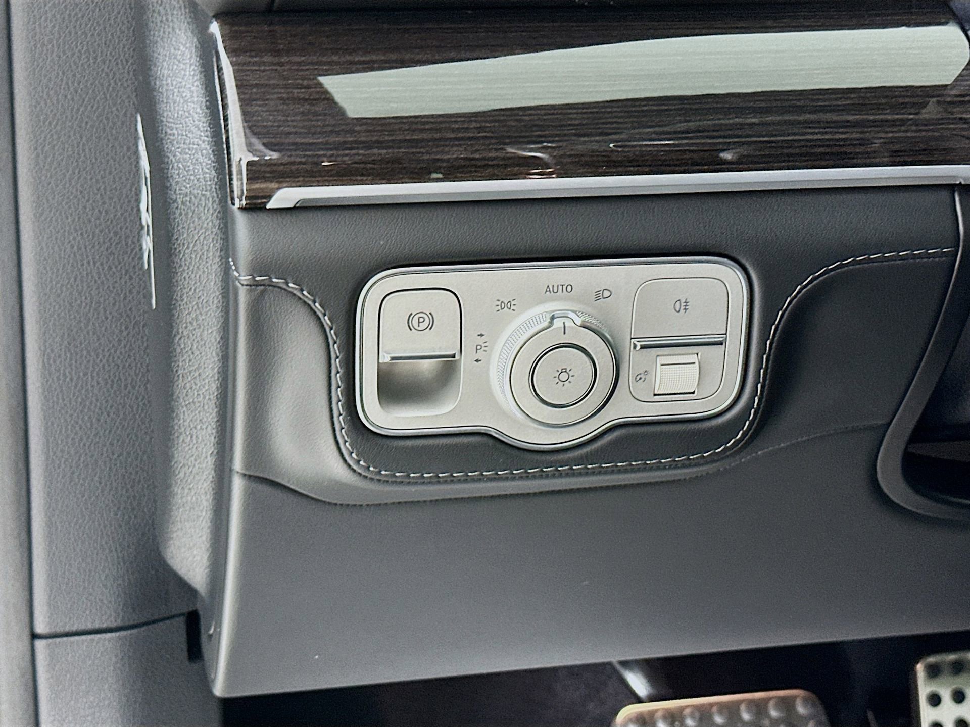 Certified 2023 Mercedes-Benz GLS 63 AMG 4MATIC image 11