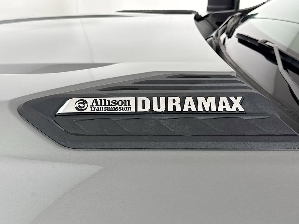 Used 2024 Chevrolet Silverado 3500 High Country w/ High Country Premium Package image 12