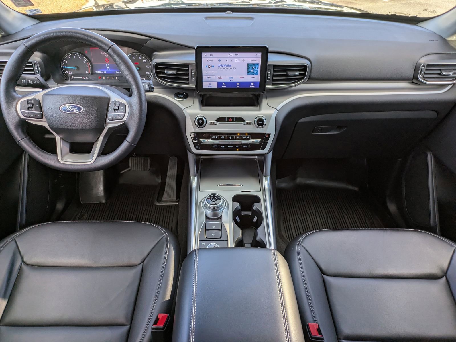 Certified 2023 Ford Explorer XLT w/ Equipment Group 202A image 15