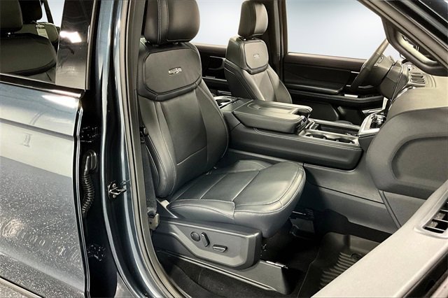 New 2025 Ford Expedition Max Platinum image 11