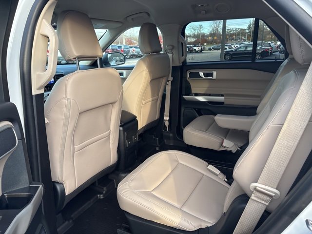 Used 2023 Ford Explorer XLT w/ Equipment Group 202A image 17